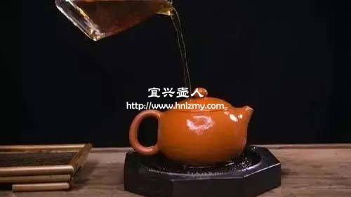 水煮紫砂壺會把玻璃水煮出來嗎
