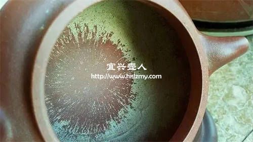 一把發(fā)霉的紫砂壺