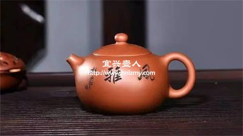 鑒定一把紫砂壺是不是好壺應(yīng)該怎么做