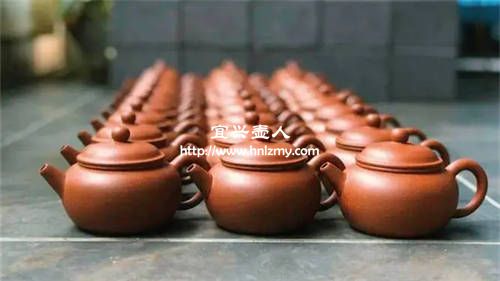 劣質(zhì)的化工壺水煮可能會變色